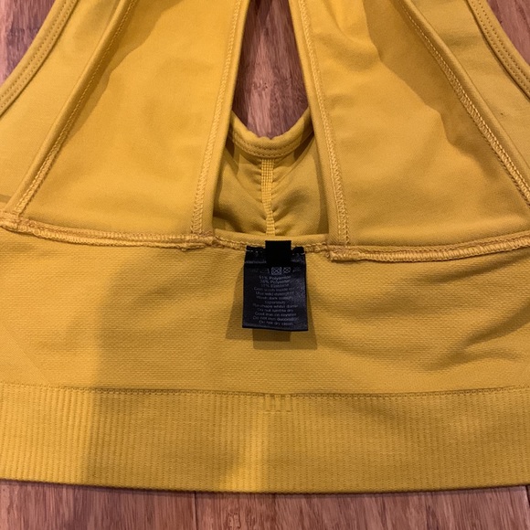 Alphalete Bra - Picture 10 of 13